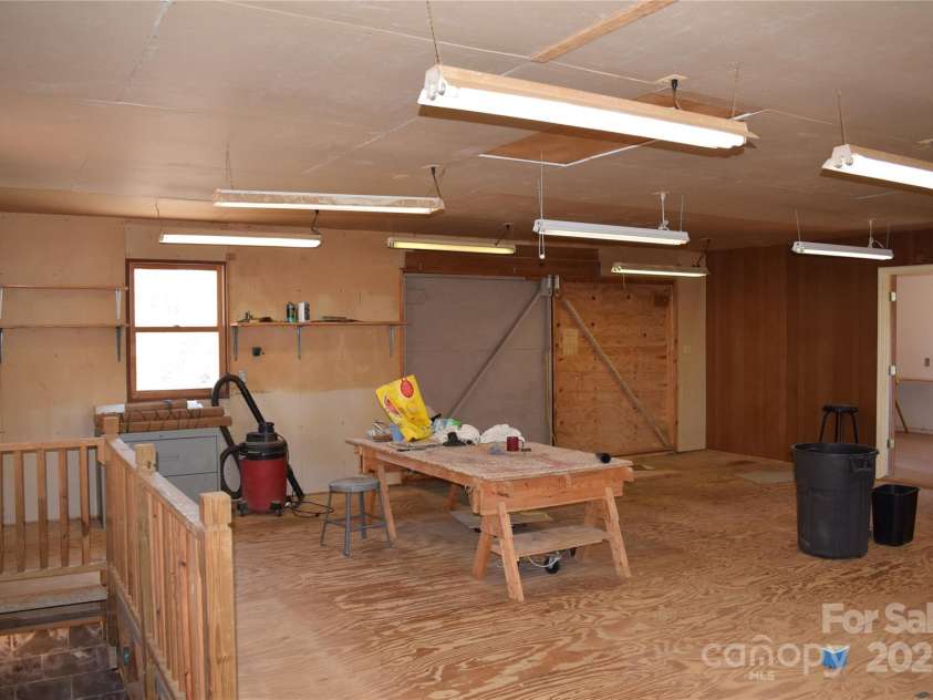 621 Firetower Road, Spruce Pine, NC 28777.  MLS# CAR4239673, YatesRealty ID 7544. Workshop