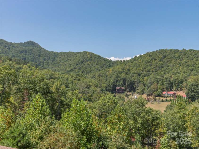 1120 Jacobs Branch Road, Franklin, NC 28734.  MLS# CAR4176894, YatesRealty ID 7545. Near range views