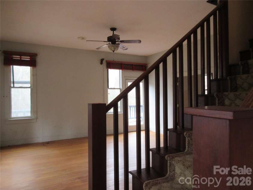 373 Shumont Road, Black Mountain, NC 28711.  MLS# CAR4357624, YatesRealty ID 7546. 