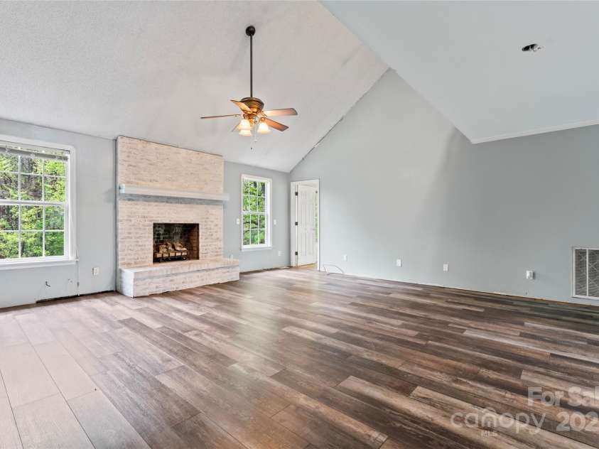 109 Windmill Road, Salisbury, NC 28147.  MLS# CAR4243556, YatesRealty ID 7547. 