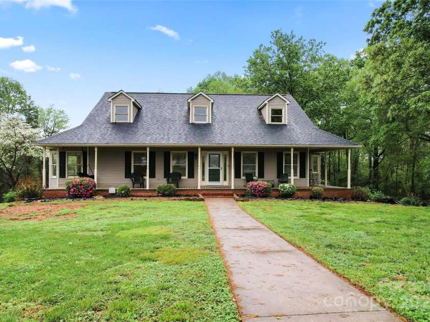 109 Windmill Road, Salisbury, NC 28147.  MLS# CAR4243556, YatesRealty ID 7547. 