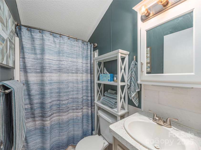 10 Valentine Drive, Maggie Valley, NC 28751.  MLS# CAR4297288, YatesRealty ID 7548. 