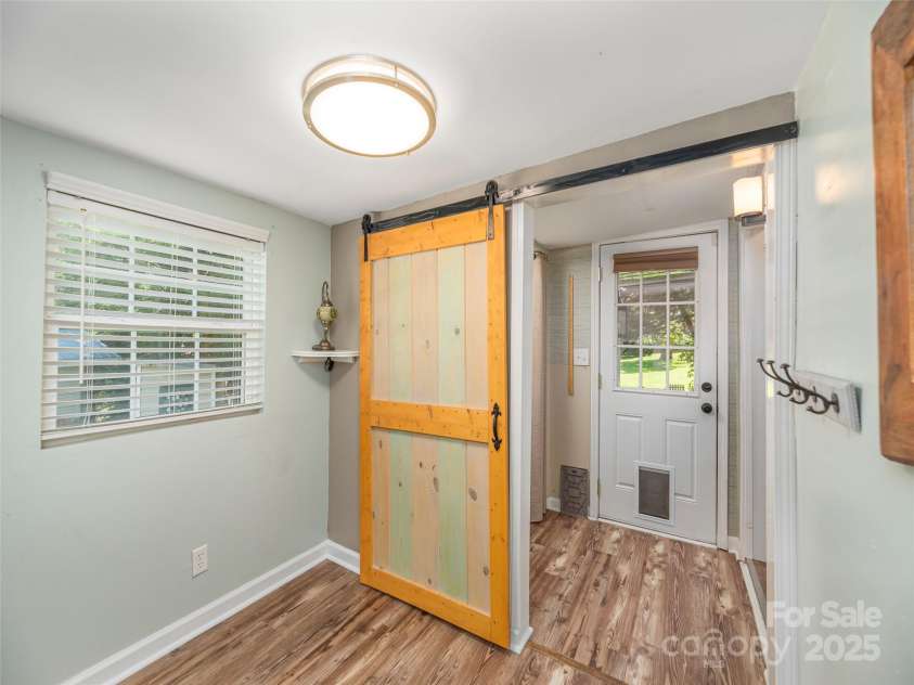 10 Valentine Drive, Maggie Valley, NC 28751.  MLS# CAR4297288, YatesRealty ID 7548. 