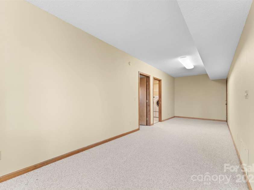 1 Sleepy Hollow Drive, Maggie Valley, NC 28751.  MLS# CAR4244763, YatesRealty ID 7549. 