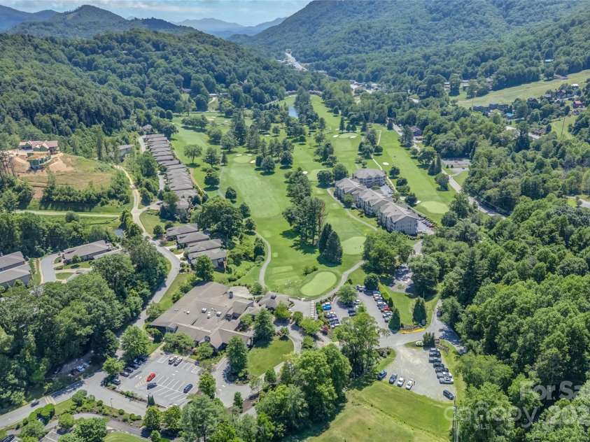1 Sleepy Hollow Drive, Maggie Valley, NC 28751.  MLS# CAR4244763, YatesRealty ID 7549. 