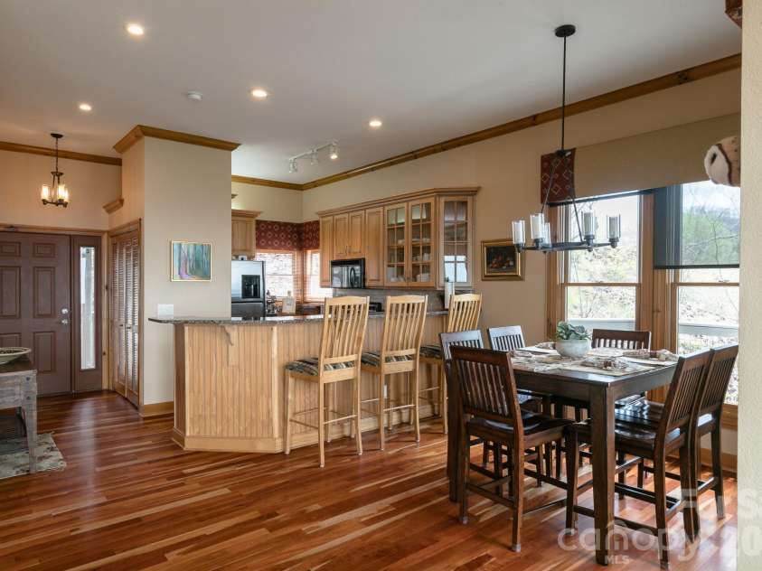 140 Slickrock Road, Burnsville, NC 28714.  MLS# CAR4255656, YatesRealty ID 7549. 