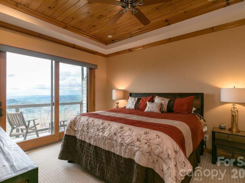 140 Slickrock Road, Burnsville, NC 28714.  MLS# CAR4255656, YatesRealty ID 7549. 