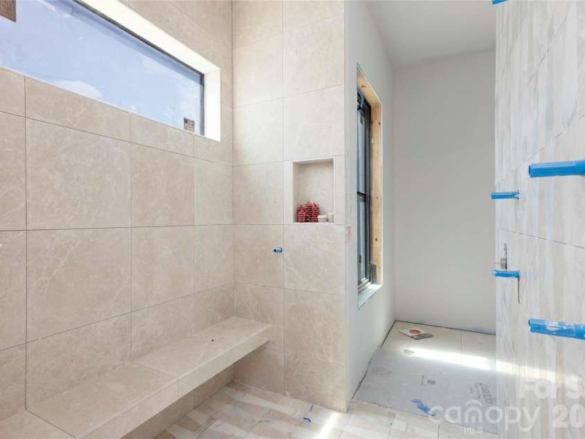 341 Mills Creek Point, Lake Toxaway, NC 28747.  MLS# CAR4286534, YatesRealty ID 755. 