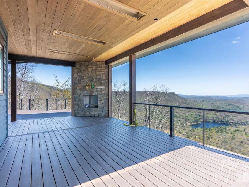 341 Mills Creek Point, Lake Toxaway, NC 28747.  MLS# CAR4286534, YatesRealty ID 755. 