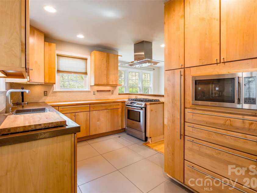 534 Ascot Ridge Road, Rock Hill, SC 29730.  MLS# CAR4362053, YatesRealty ID 7550. 