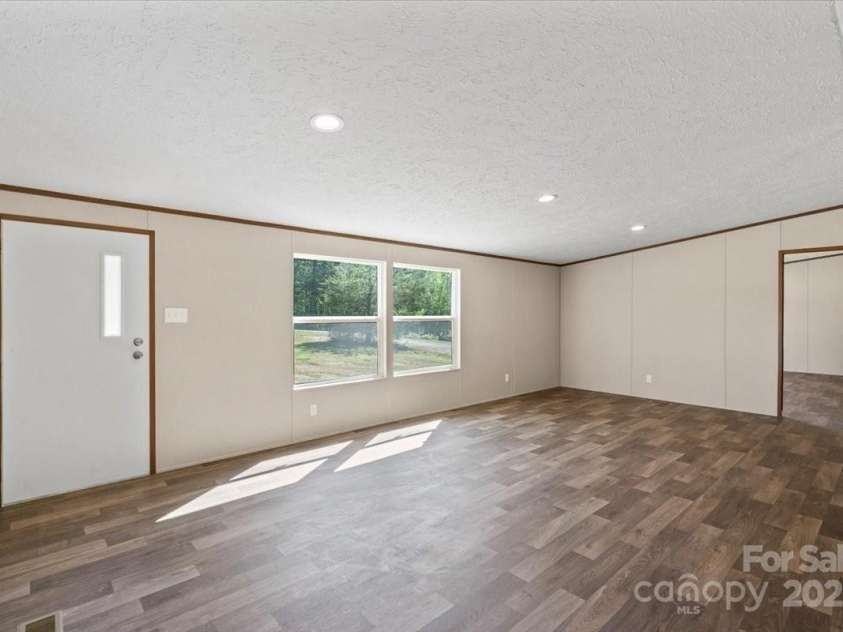 1649 Cloudburst Circle, Lincolnton, NC 28092.  MLS# CAR4246502, YatesRealty ID 7554. 