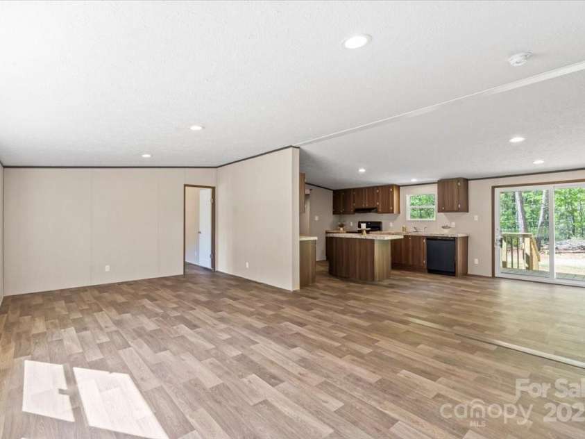 1649 Cloudburst Circle, Lincolnton, NC 28092.  MLS# CAR4246502, YatesRealty ID 7554. 