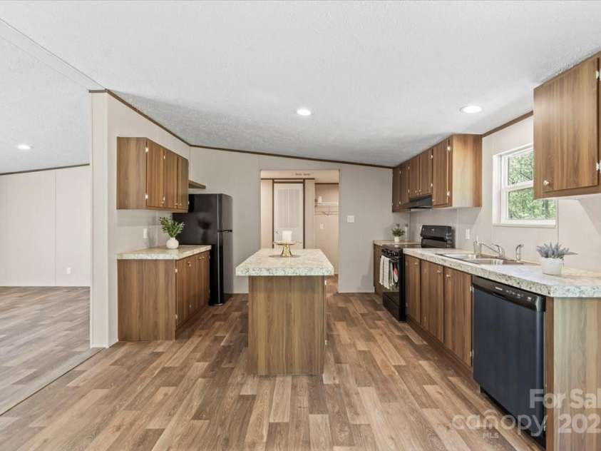 1649 Cloudburst Circle, Lincolnton, NC 28092.  MLS# CAR4246502, YatesRealty ID 7554. 