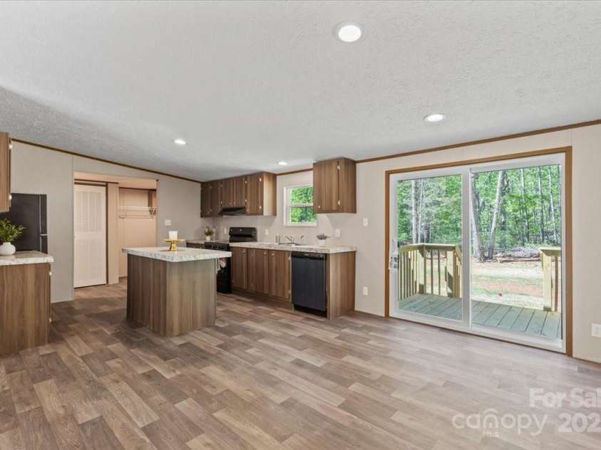 1649 Cloudburst Circle, Lincolnton, NC 28092.  MLS# CAR4246502, YatesRealty ID 7554. 