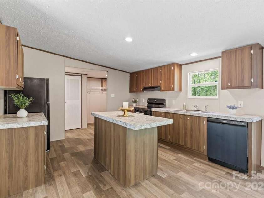 1649 Cloudburst Circle, Lincolnton, NC 28092.  MLS# CAR4246502, YatesRealty ID 7554. 