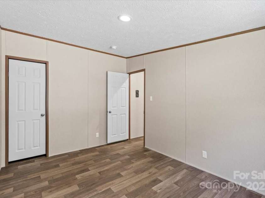 1649 Cloudburst Circle, Lincolnton, NC 28092.  MLS# CAR4246502, YatesRealty ID 7554. 