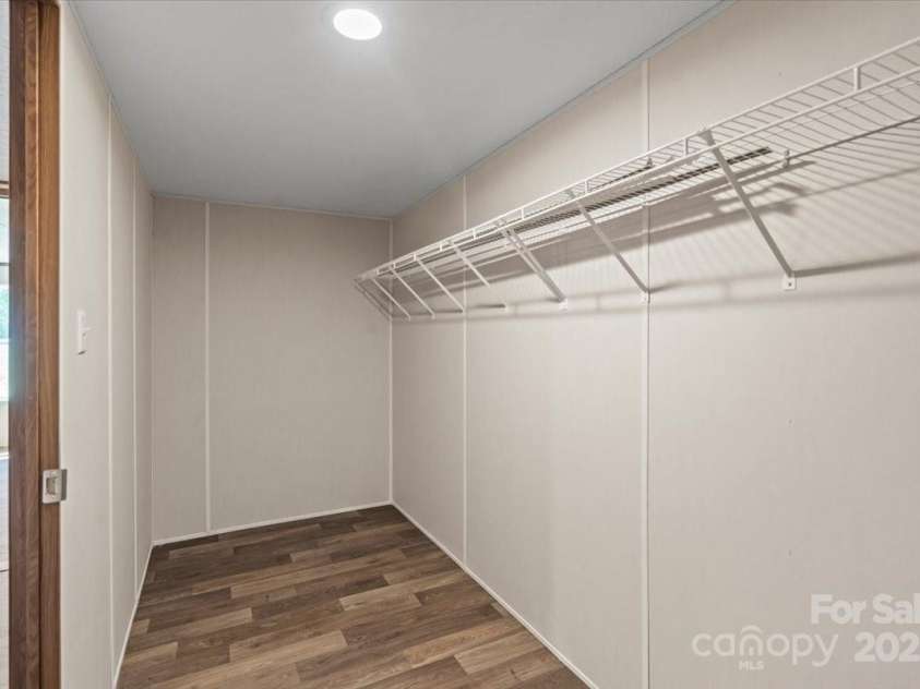 1649 Cloudburst Circle, Lincolnton, NC 28092.  MLS# CAR4246502, YatesRealty ID 7554. 