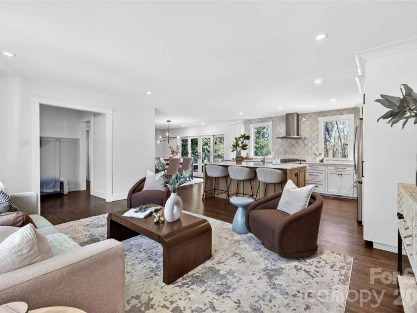 3717 Riverbend Road, Charlotte, NC 28210.  MLS# CAR4358189, YatesRealty ID 7554. 
