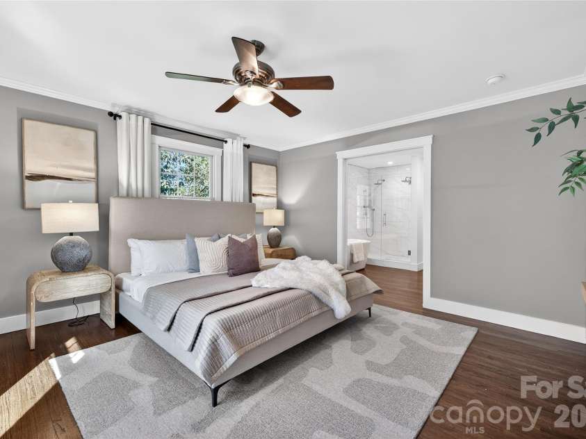 3717 Riverbend Road, Charlotte, NC 28210.  MLS# CAR4358189, YatesRealty ID 7554. 