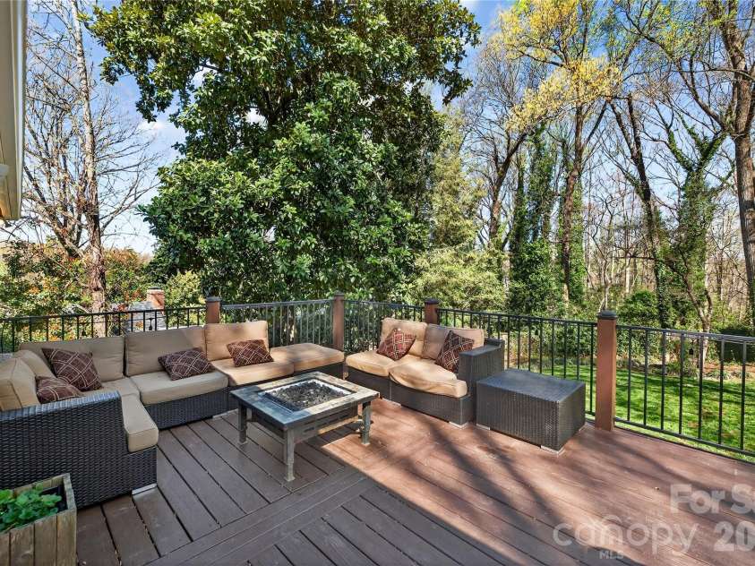 3717 Riverbend Road, Charlotte, NC 28210.  MLS# CAR4358189, YatesRealty ID 7554. 
