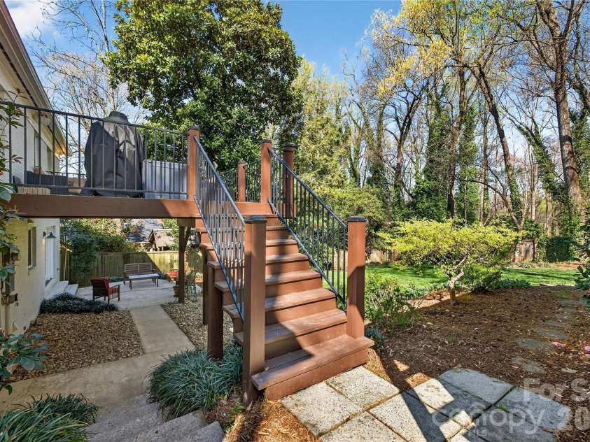 3717 Riverbend Road, Charlotte, NC 28210.  MLS# CAR4358189, YatesRealty ID 7554. 