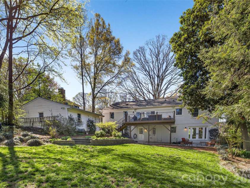 3717 Riverbend Road, Charlotte, NC 28210.  MLS# CAR4358189, YatesRealty ID 7554. 
