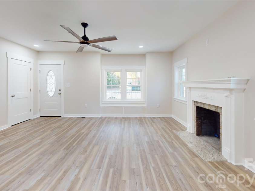 403 Liberty Street, York, SC 29745.  MLS# CAR4360017, YatesRealty ID 7555. 