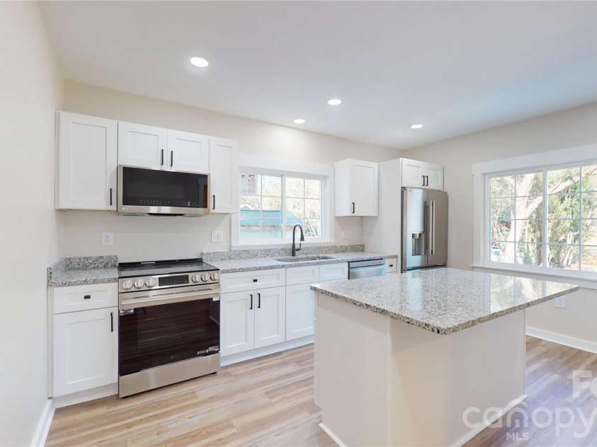403 Liberty Street, York, SC 29745.  MLS# CAR4360017, YatesRealty ID 7555. 