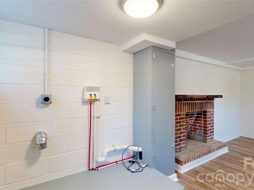 403 Liberty Street, York, SC 29745.  MLS# CAR4360017, YatesRealty ID 7555. Basement/Laundry