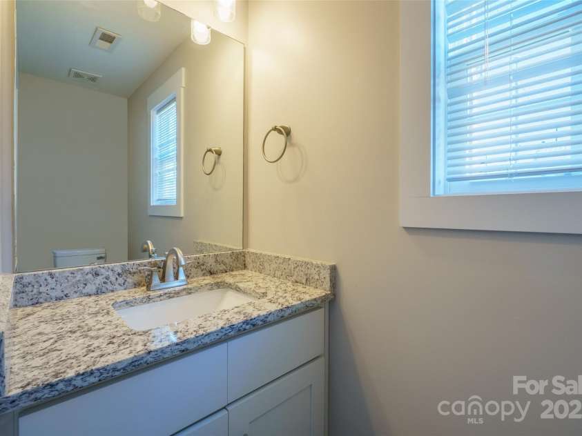 418 Pear Street, Gastonia, NC 28054.  MLS# CAR4225535, YatesRealty ID 7556. 