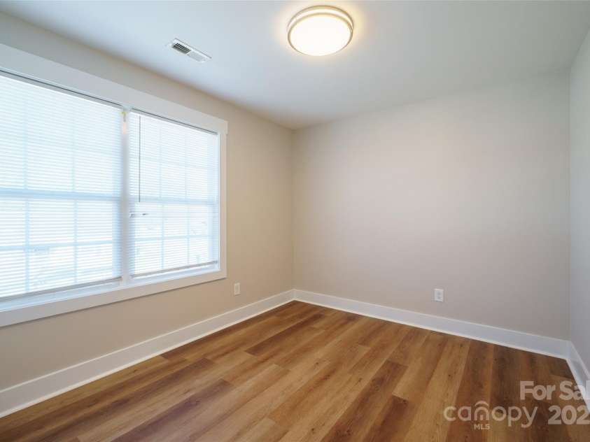 418 Pear Street, Gastonia, NC 28054.  MLS# CAR4225535, YatesRealty ID 7556. 