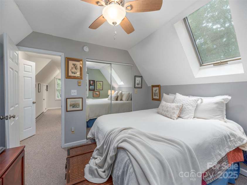 167 Treetop Lane, Waynesville, NC 28785.  MLS# CAR4281775, YatesRealty ID 7557. 