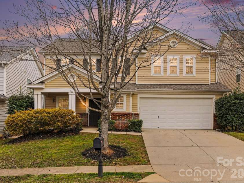 8919 Oransay Way, Charlotte, NC 28278.  MLS# CAR4353730, YatesRealty ID 7558. 