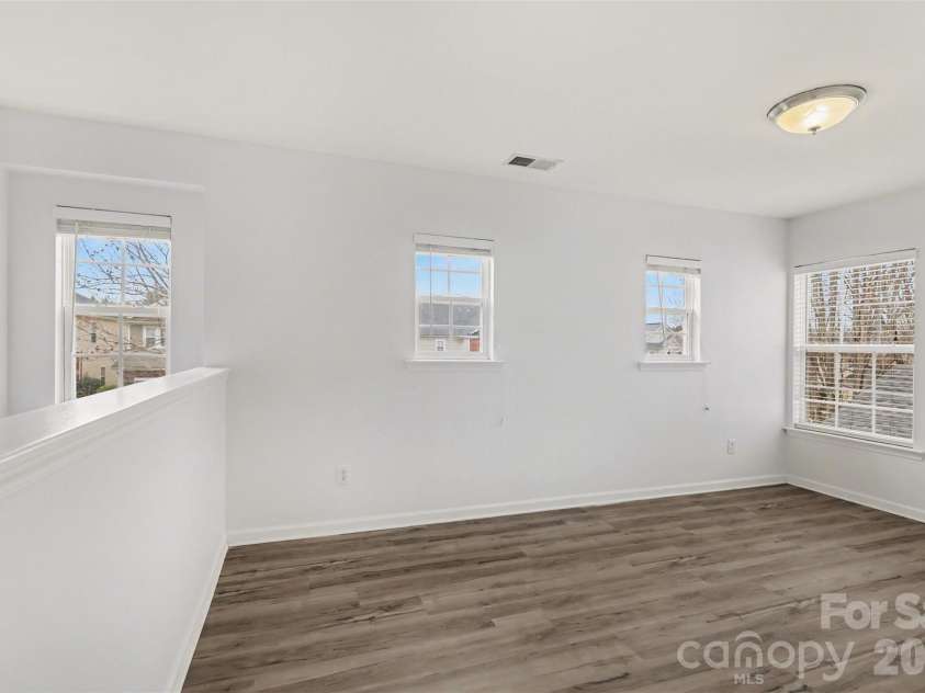 8919 Oransay Way, Charlotte, NC 28278.  MLS# CAR4353730, YatesRealty ID 7558. 