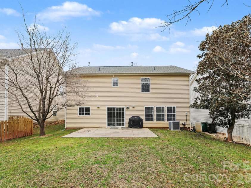 8919 Oransay Way, Charlotte, NC 28278.  MLS# CAR4353730, YatesRealty ID 7558. 