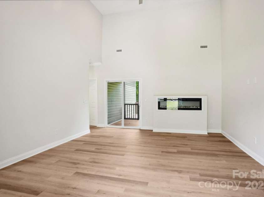 205 Sheffield Drive, York, SC 29745.  MLS# CAR4249947, YatesRealty ID 7559. 