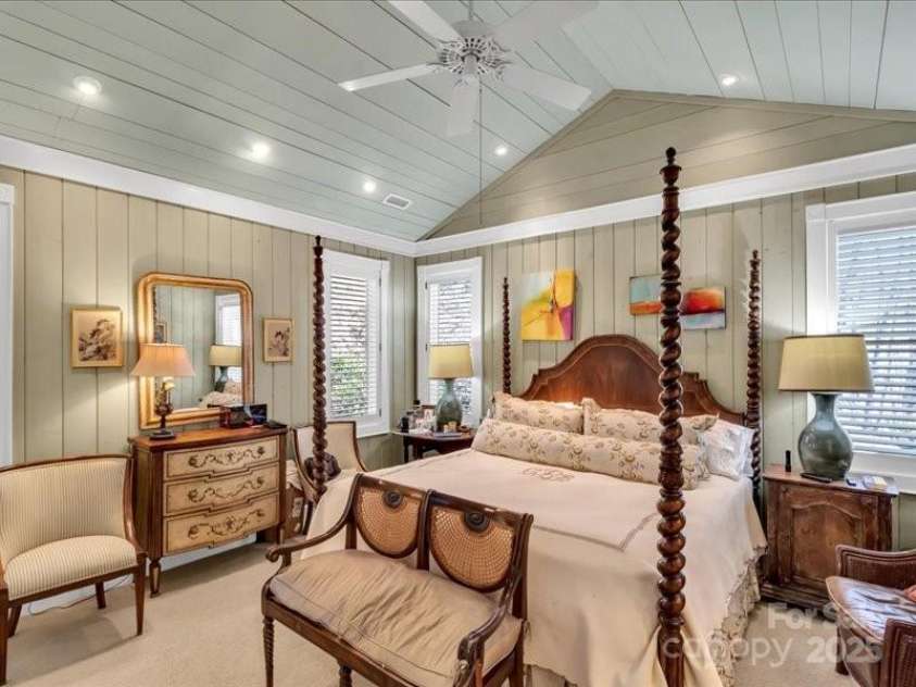 116 Dana Road, Waynesville, NC 28786.  MLS# CAR4243945, YatesRealty ID 756. 