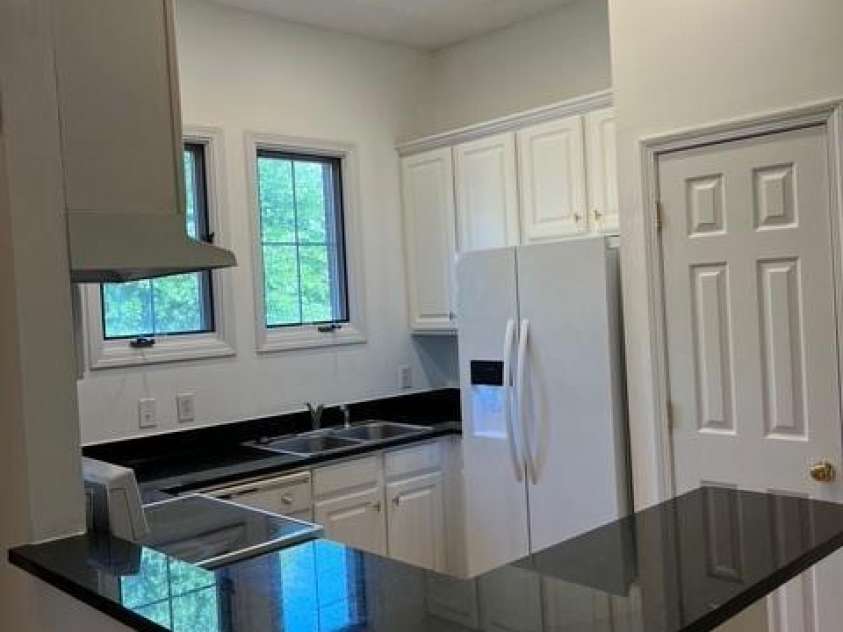 765 Alexander Street, Charlotte, NC 28202.  MLS# CAR4220513, YatesRealty ID 756. 