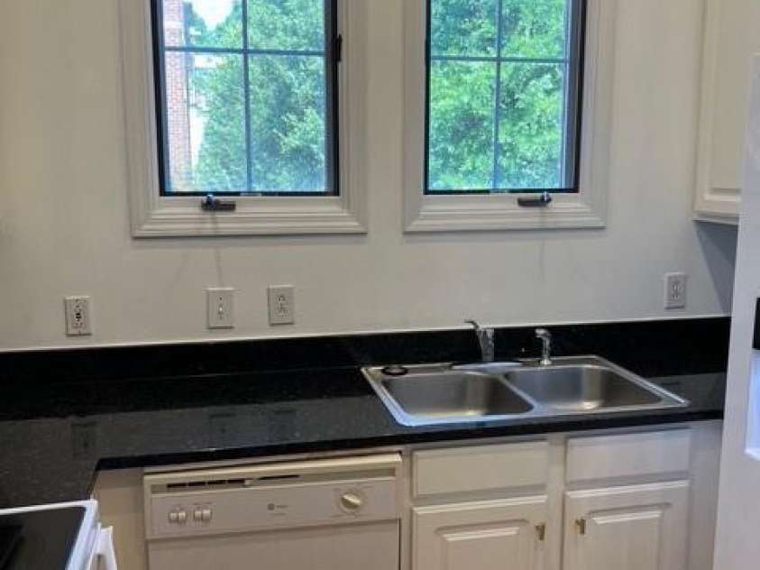 765 Alexander Street, Charlotte, NC 28202.  MLS# CAR4220513, YatesRealty ID 756. 