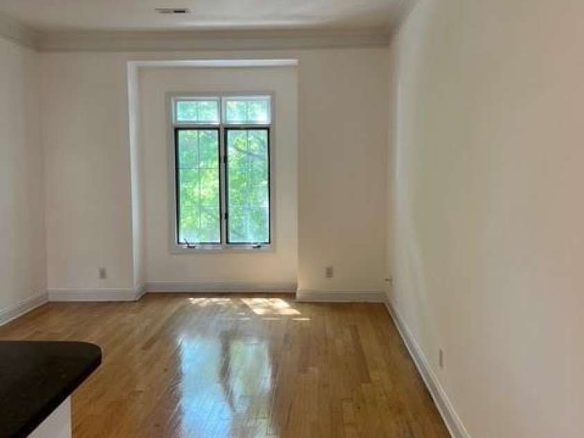 765 Alexander Street, Charlotte, NC 28202.  MLS# CAR4220513, YatesRealty ID 756. 