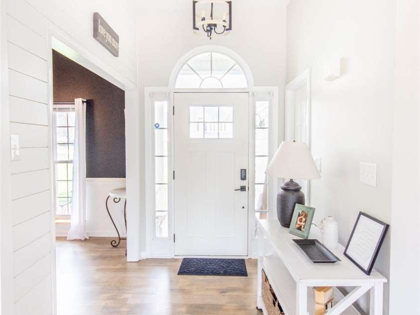 118 Heathrow Lane, Statesville, NC 28677.  MLS# CAR4239354, YatesRealty ID 7562. 