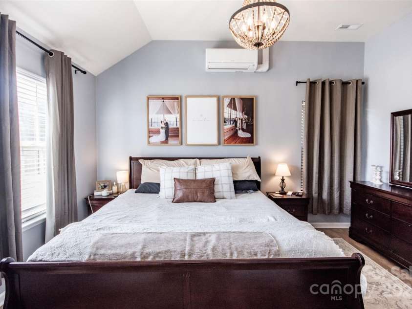 118 Heathrow Lane, Statesville, NC 28677.  MLS# CAR4239354, YatesRealty ID 7562. 