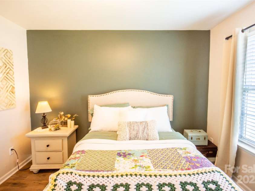 118 Heathrow Lane, Statesville, NC 28677.  MLS# CAR4239354, YatesRealty ID 7562. 