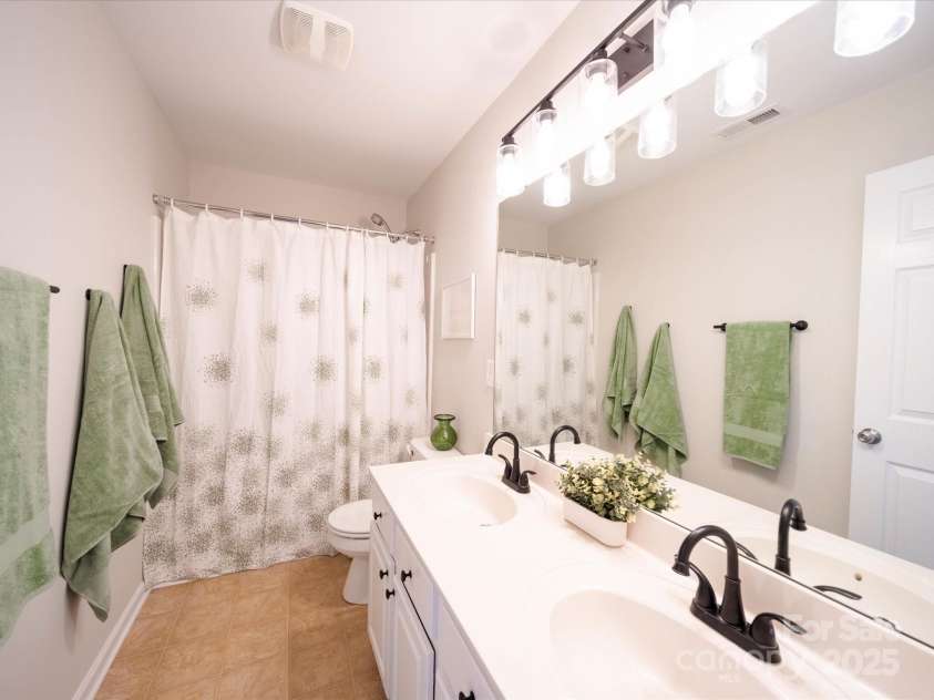 1120 Spicewood Pines Road, Fort Mill, SC 29708.  MLS# CAR4215795, YatesRealty ID 7563. Full Bathroom