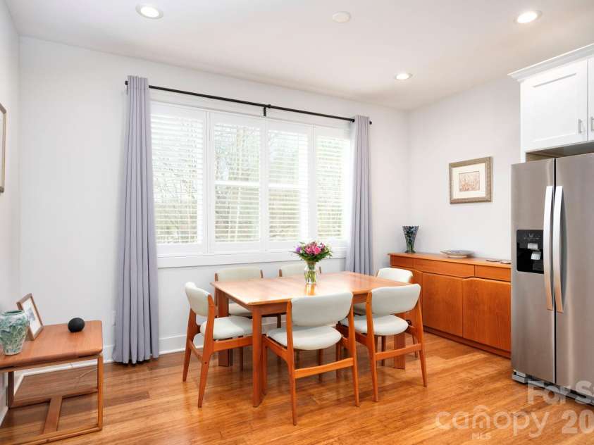 31 Central Avenue, Asheville, NC 28806.  MLS# CAR4355209, YatesRealty ID 7563. Gleaming Bamboo Floors
