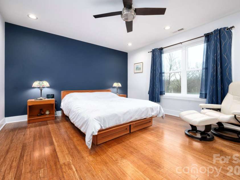 31 Central Avenue, Asheville, NC 28806.  MLS# CAR4355209, YatesRealty ID 7563. Spacious Primary Bedroom