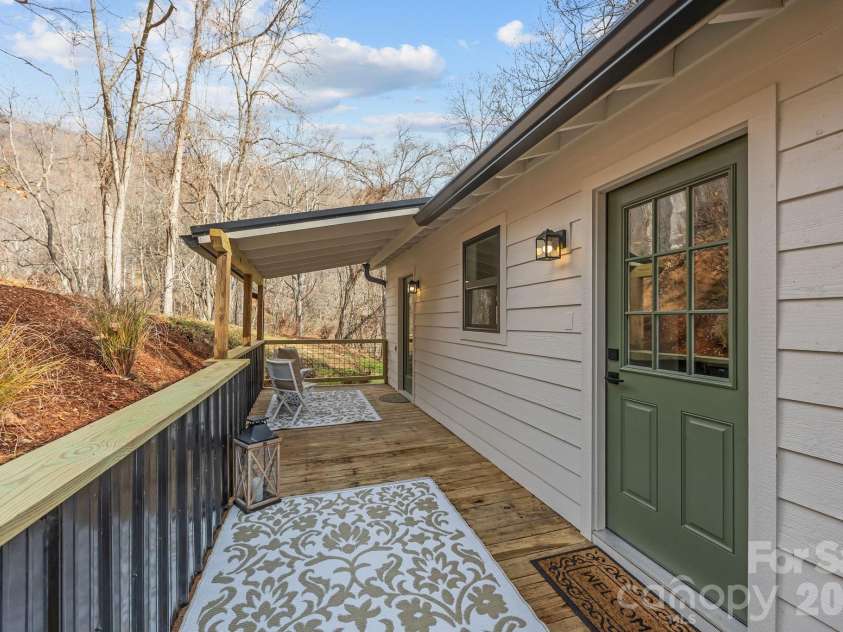 242 Moody Cove Road, Weaverville, NC 28787.  MLS# CAR4322351, YatesRealty ID 7564. 
