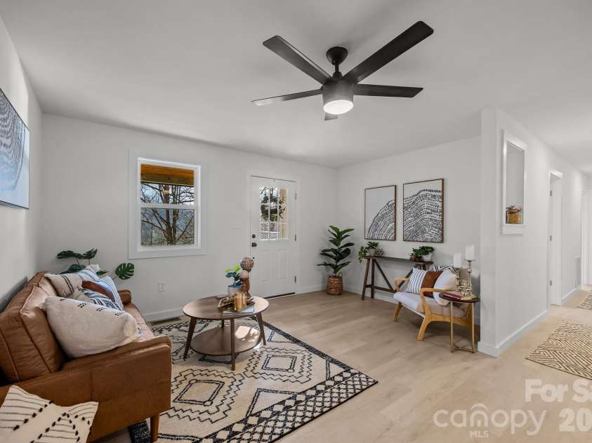 242 Moody Cove Road, Weaverville, NC 28787.  MLS# CAR4322351, YatesRealty ID 7564. 