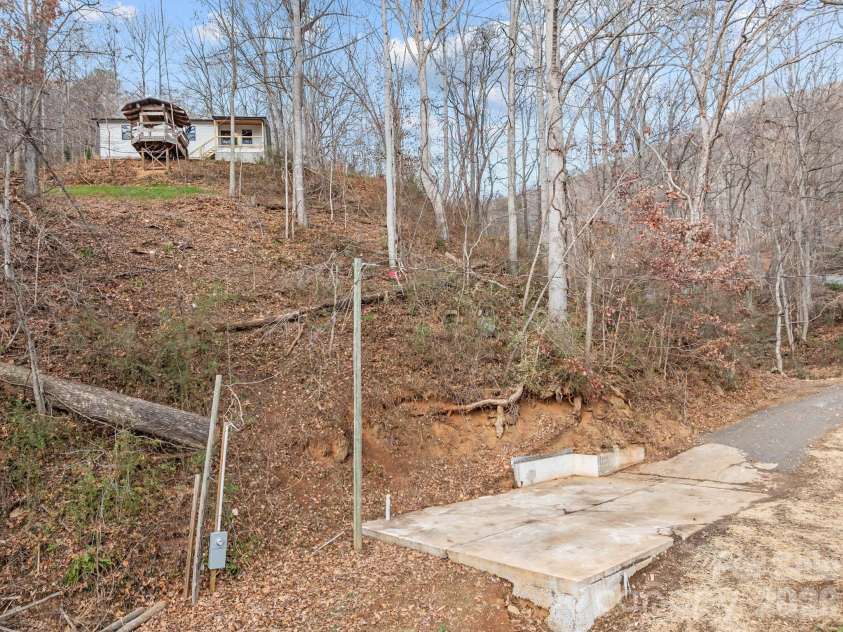 242 Moody Cove Road, Weaverville, NC 28787.  MLS# CAR4322351, YatesRealty ID 7564. 