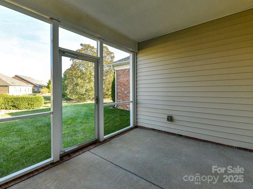 2802 Santiago Circle, Monroe, NC 28110.  MLS# CAR4324439, YatesRealty ID 7564. 